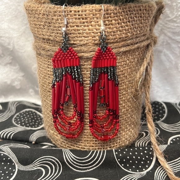 NEW - Boho Chic Beaded Earrings - Picture 1 of 7